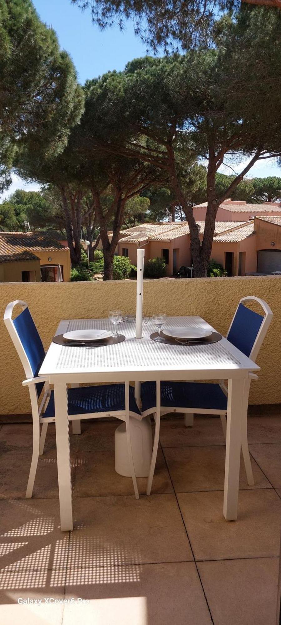 Studio Renove Dans Residence De Vacances Avec Grande Piscine Chauffee, Parking Et Terrasse 阿格德 外观 照片